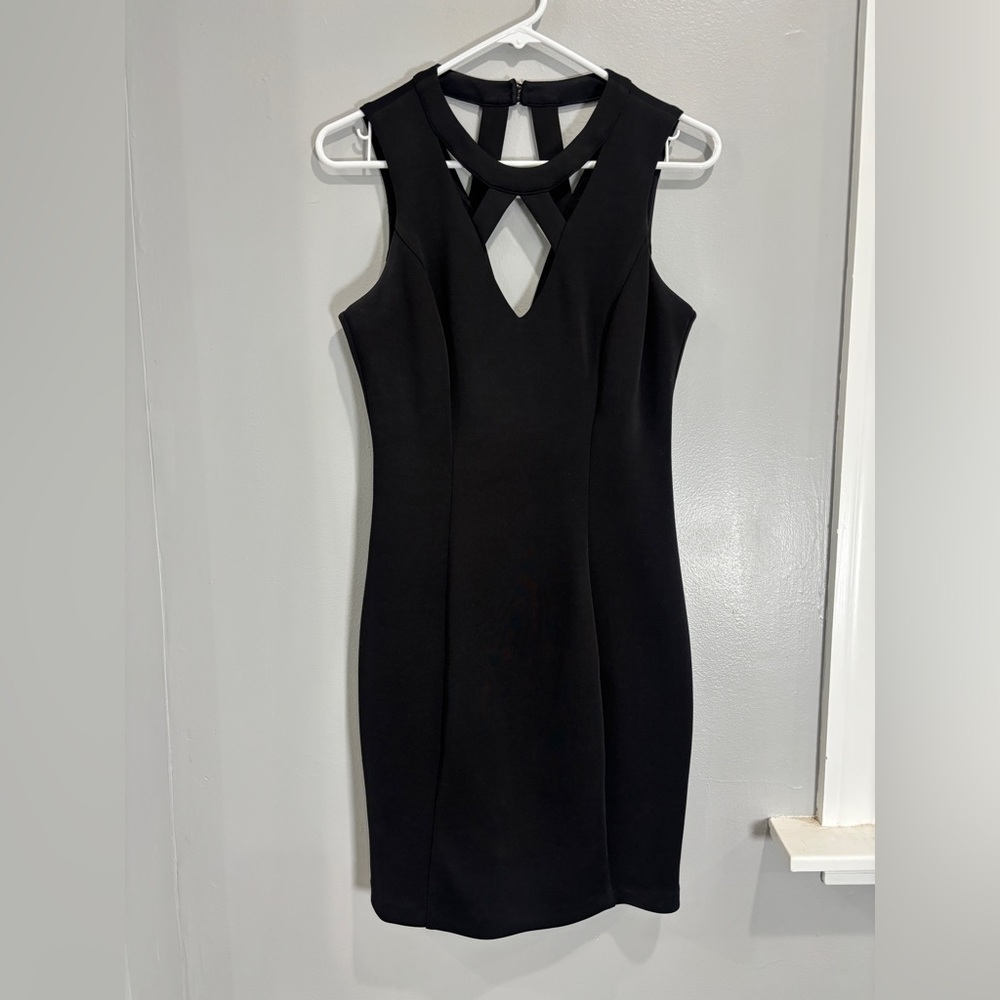 Guess Cutout Bodycon Sheath Dress Lined V Neck Sleeveless Wedding Guest Dress 6